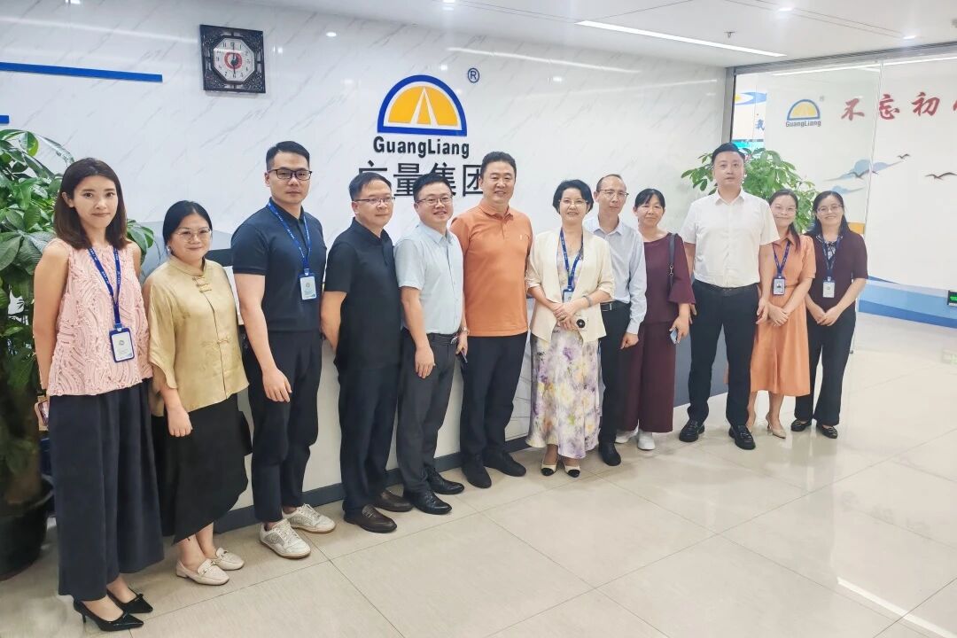 1066vip威尼斯集团丨贵州大数据局辅导莅临参观，共探实景三维+数据身分资产化驱动的AI融合发展